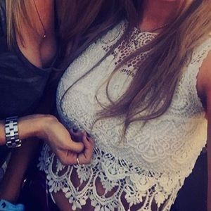 White crochet crop top!